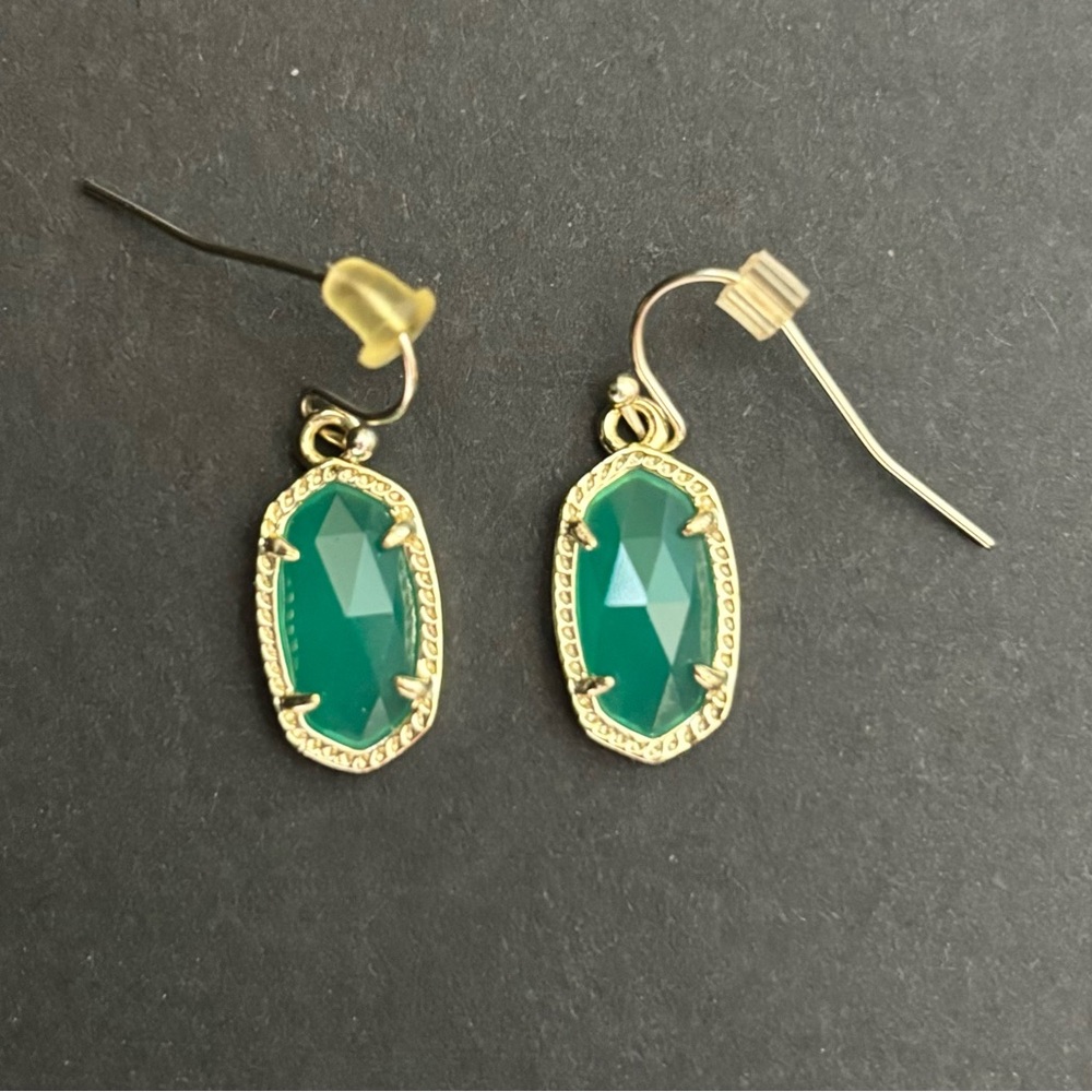 Kendra Scott Green drop earrings